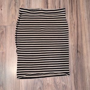 Pencil Skirt‎